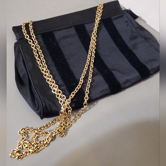 Mister Simon Ernest Handbags - Vintage Italian Black Evening Bag Velvet Satin 80s Clutch Double Chain Gold